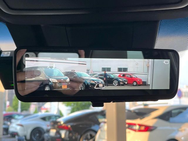 TOYOTA CROWN sedan hybrid 2018