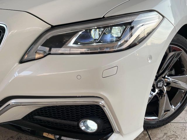 TOYOTA CROWN sedan hybrid 2018