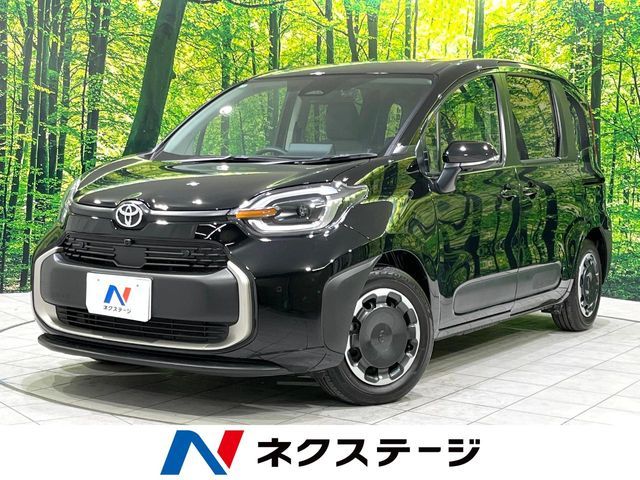 TOYOTA SIENTA HYBRID 2025