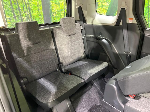 TOYOTA SIENTA HYBRID 2025