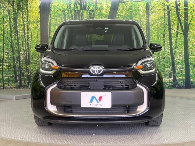 TOYOTA SIENTA HYBRID 2023