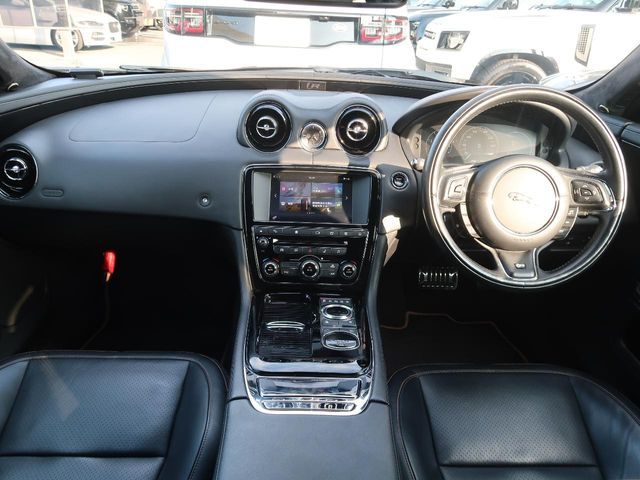 JAGUAR JAGUAR XJseries sedan 2017