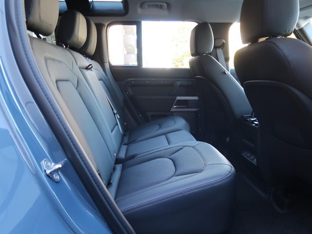 ROVER ROVER DEFENDER 2024