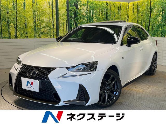 TOYOTA LEXUS IS300h 2018