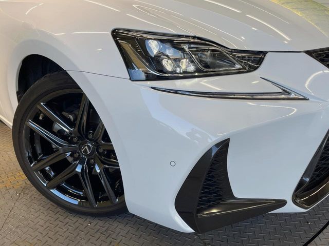 TOYOTA LEXUS IS300h 2018