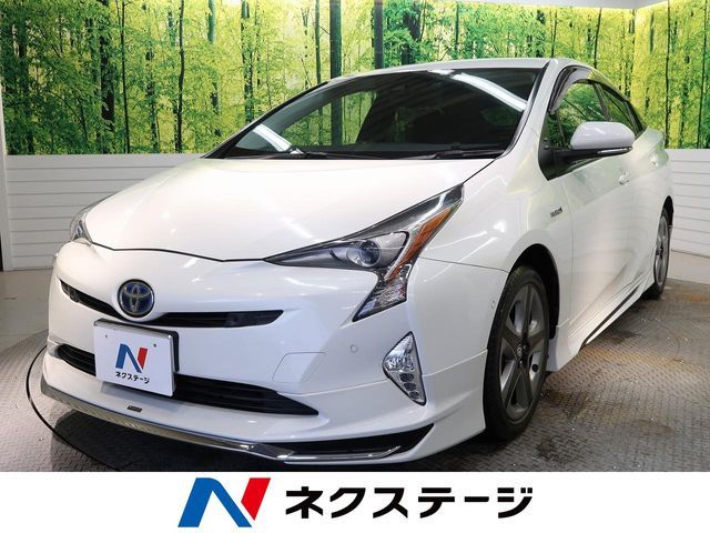 TOYOTA PRIUS 2018