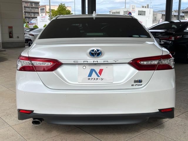 TOYOTA CAMRY HYBRID 2020