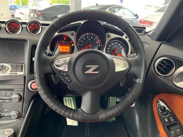 NISSAN FAIRLADY Z 2012