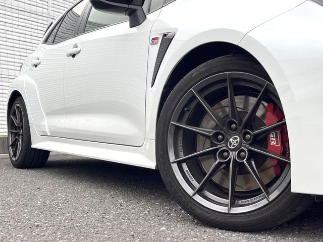 TOYOTA GR COROLLA 2024