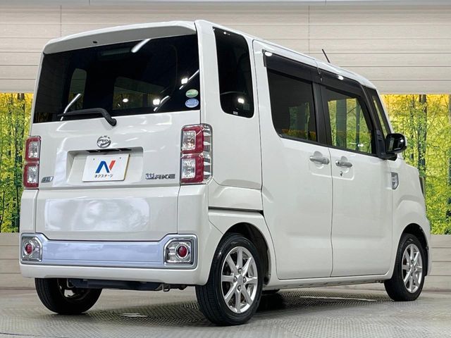 DAIHATSU WAKE 2014
