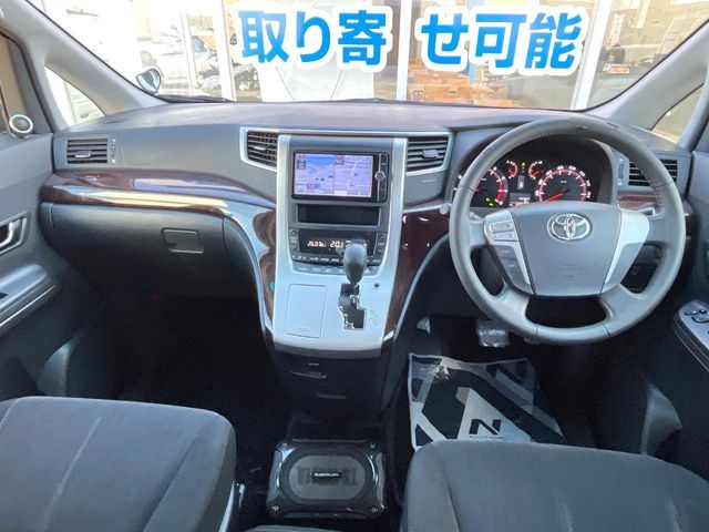 TOYOTA VELLFIRE 2014