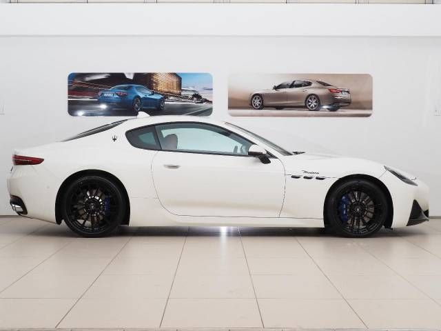 MASERATI MASERATI GRANTURISMO 2024