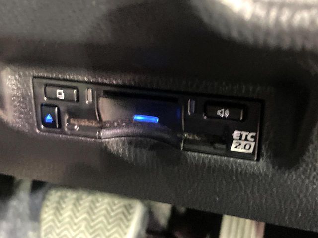 TOYOTA SIENTA HYBRID 2023