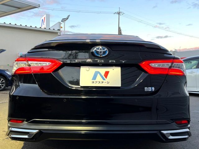 TOYOTA CAMRY HYBRID 2017