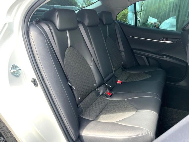 TOYOTA CAMRY HYBRID 2019