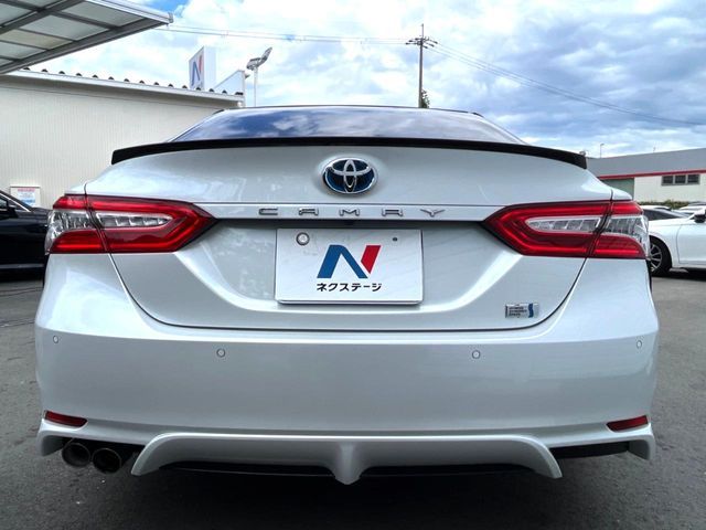 TOYOTA CAMRY HYBRID 2019