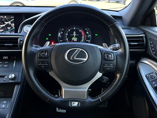 TOYOTA LEXUS RC200t 2017