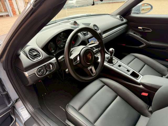 PORSCHE PORSCHE 718BOXSTER 2024