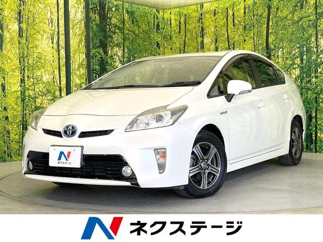 TOYOTA PRIUS 2013
