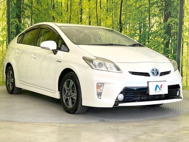TOYOTA PRIUS 2013