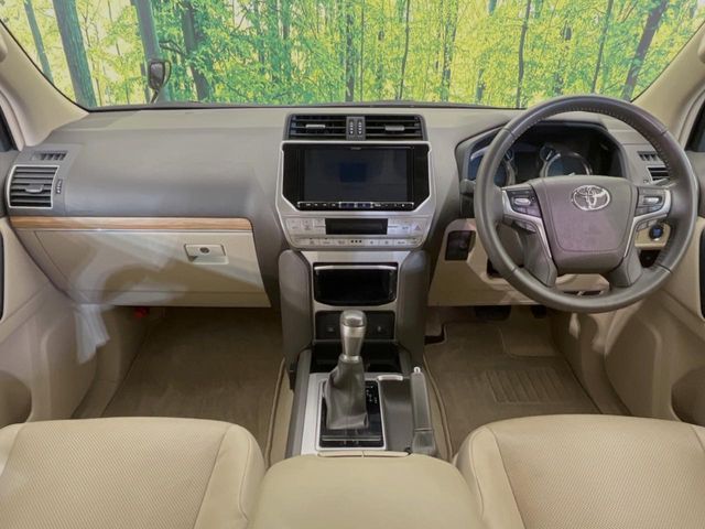 TOYOTA LANDCRUISER PRADO 2022