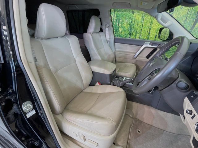 TOYOTA LANDCRUISER PRADO 2022