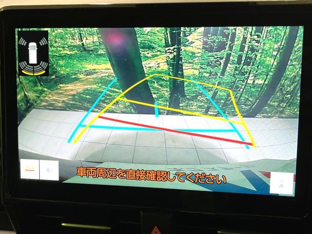 TOYOTA VOXY HYBRID 2022