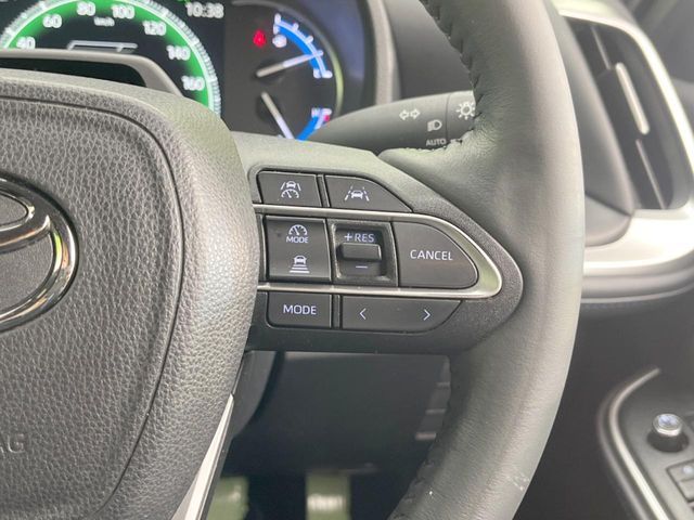 TOYOTA VOXY HYBRID 2023