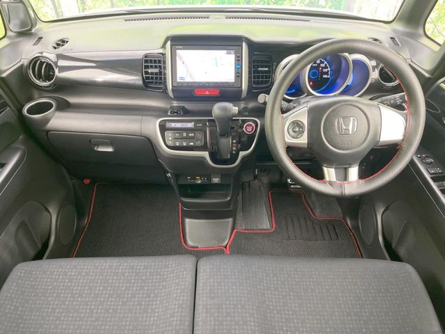 HONDA N BOX CUSTOM 2016