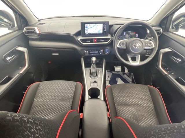 TOYOTA RAIZE HYBRID 2022