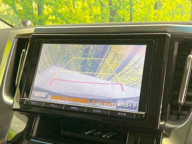 TOYOTA VELLFIRE 2015