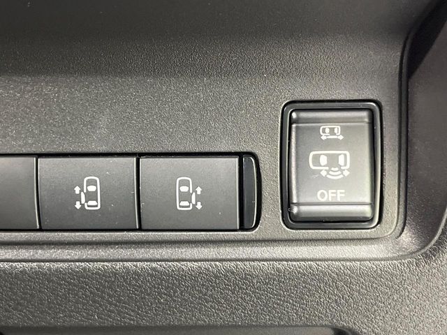 NISSAN SERENA  WG 4WD 2023