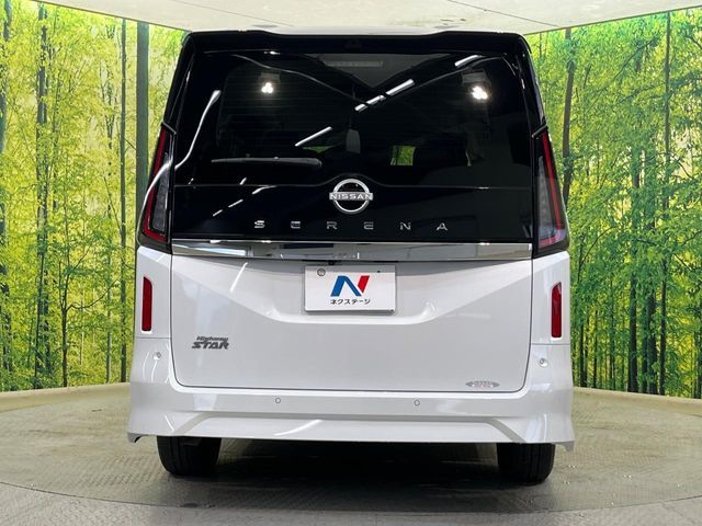 NISSAN SERENA  WG 4WD 2023