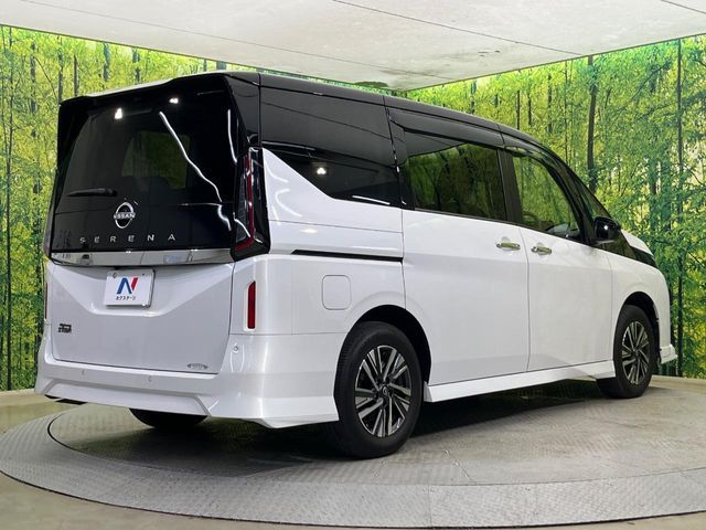 NISSAN SERENA  WG 4WD 2023