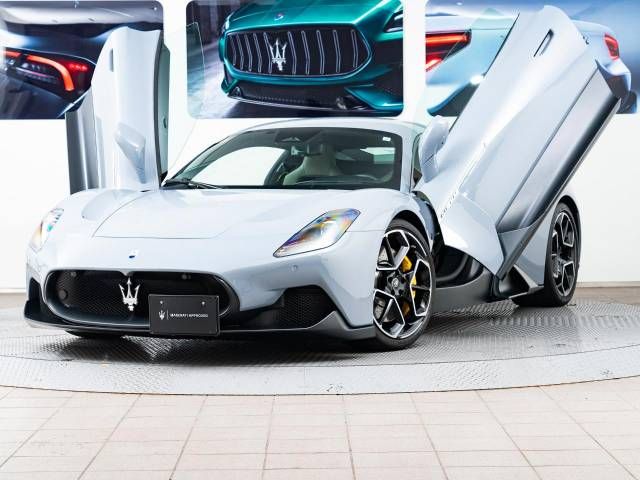 MASERATI MASERATI MC20 2023