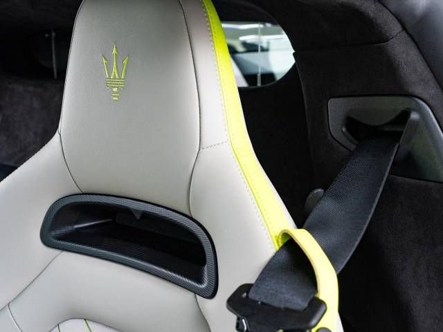 MASERATI MASERATI MC20 2023