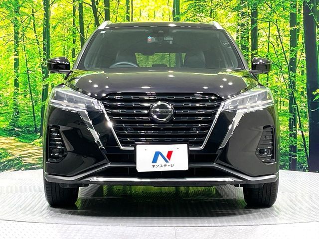 NISSAN KICKS 2021