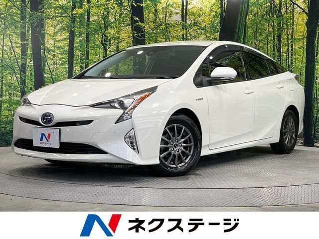 TOYOTA PRIUS 2016