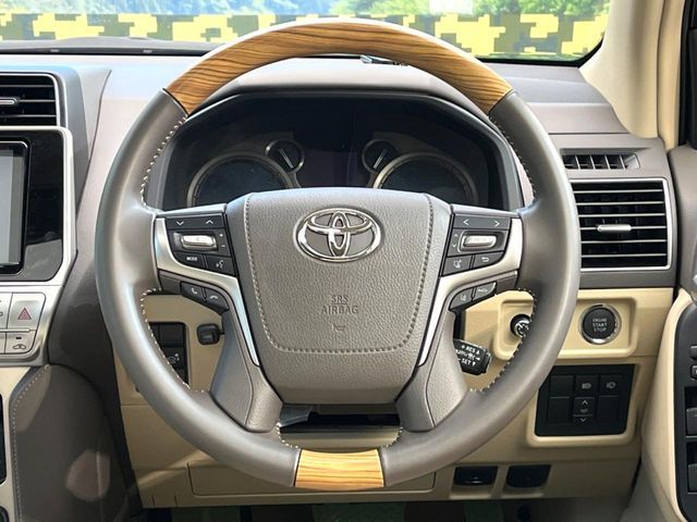 TOYOTA LANDCRUISER PRADO 2022