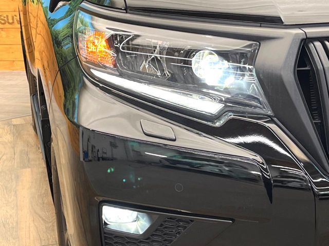 TOYOTA LANDCRUISER PRADO 2022