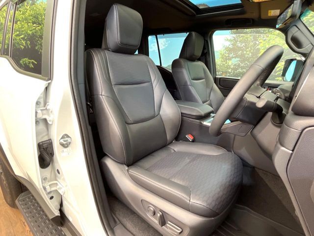 TOYOTA LANDCRUISER 250 2025