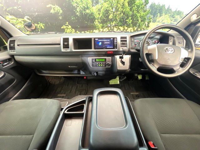 TOYOTA HIACE van 2WD 2019