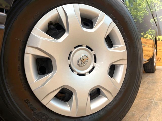 TOYOTA HIACE van 2WD 2019