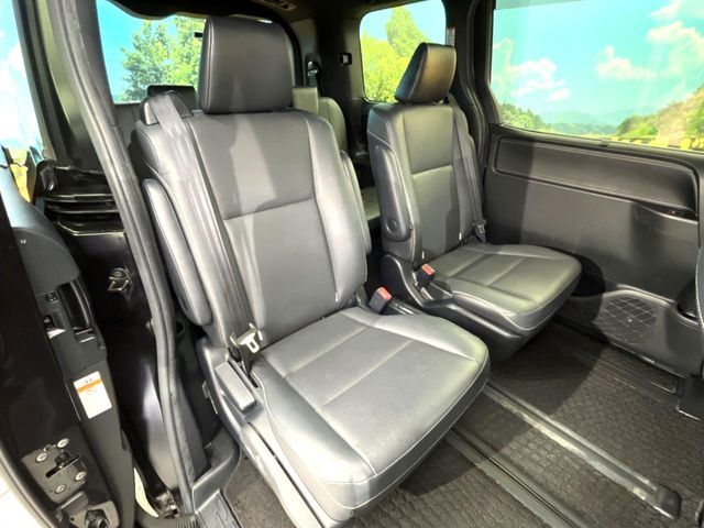 TOYOTA ESQUIRE HYBRID 2019