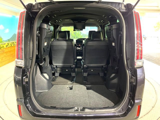 TOYOTA ESQUIRE HYBRID 2019