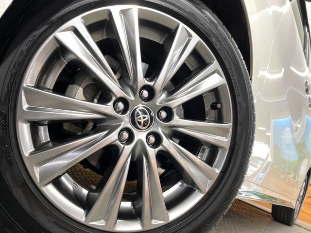 TOYOTA VELLFIRE 2021