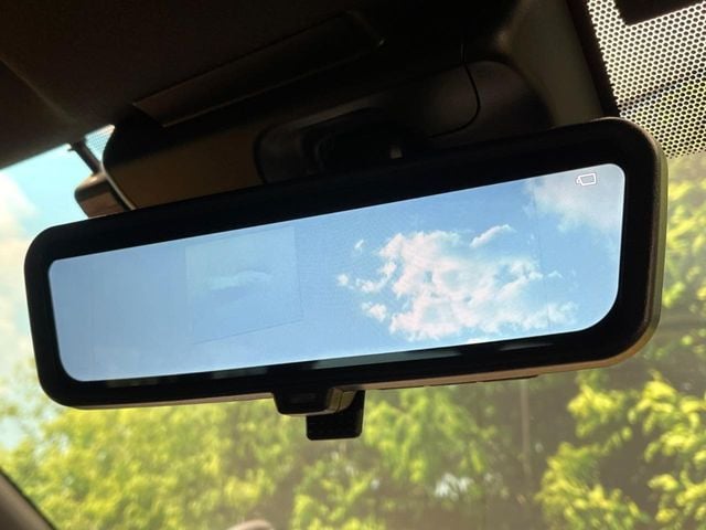 TOYOTA HIACE van 2WD 2022