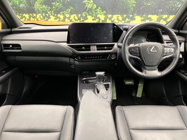 TOYOTA LEXUS UX250h 2023