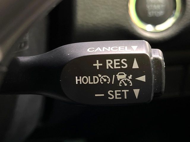 TOYOTA HARRIER 2WD 2018