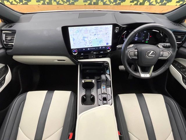 TOYOTA LEXUS NX350h 2023